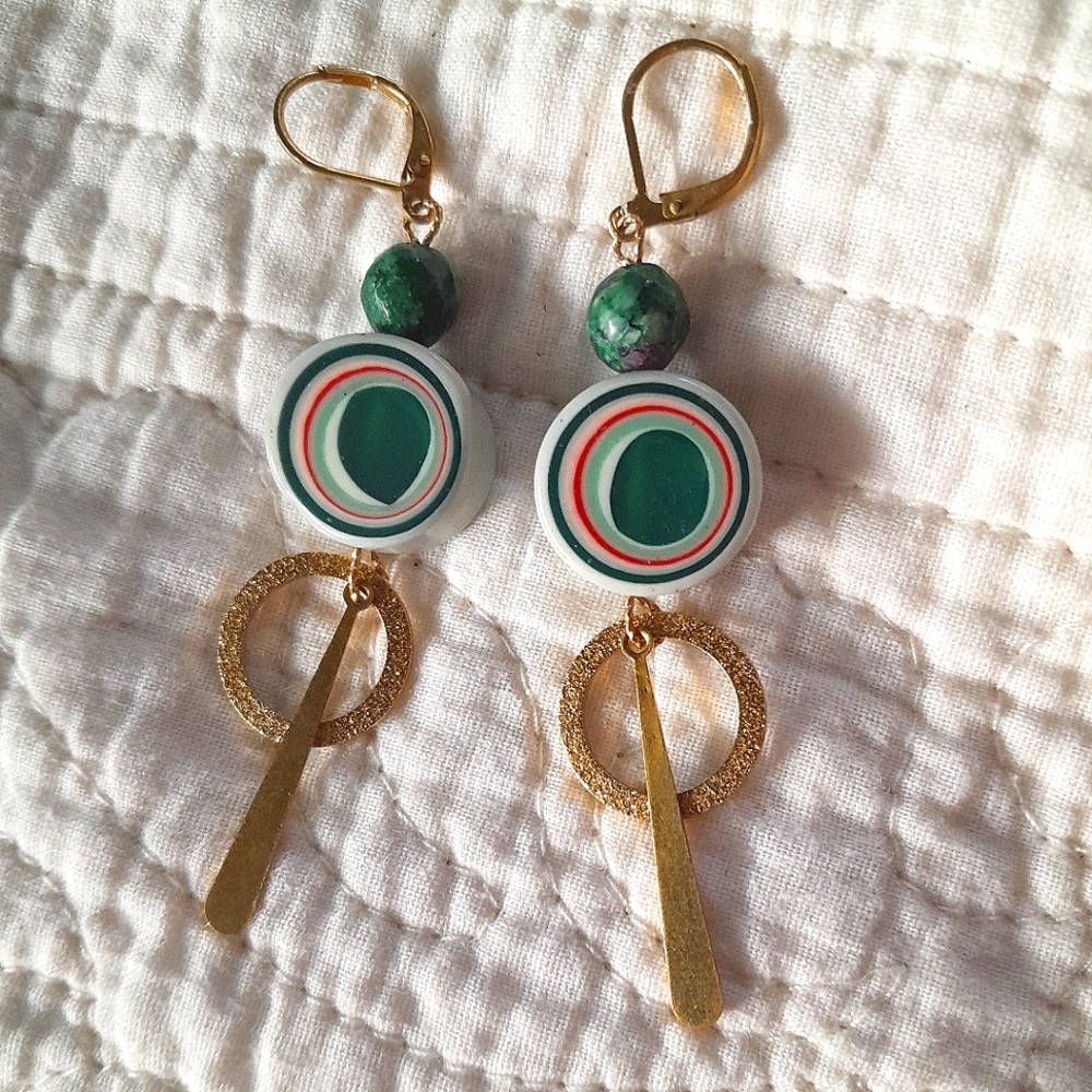 SOLD! 'Lil Green Eyes' Dangles - Picture 1 of 4